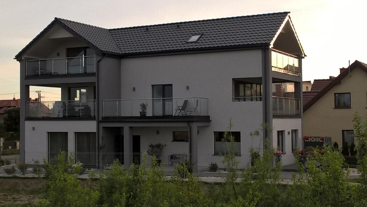 Willa Dobrylko II -Apartamenty Rewa Kültér fotó